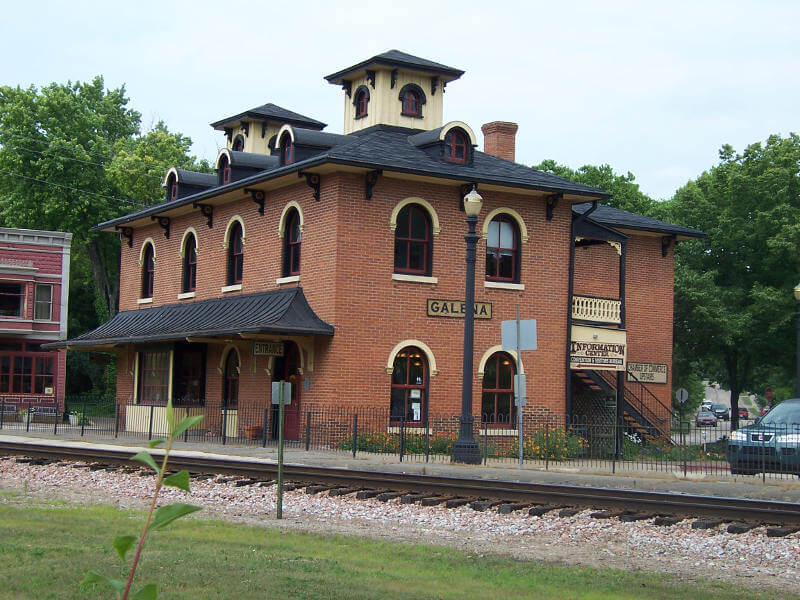 RecordClick genealogist has found a train station that has meaning for her genealogical work.